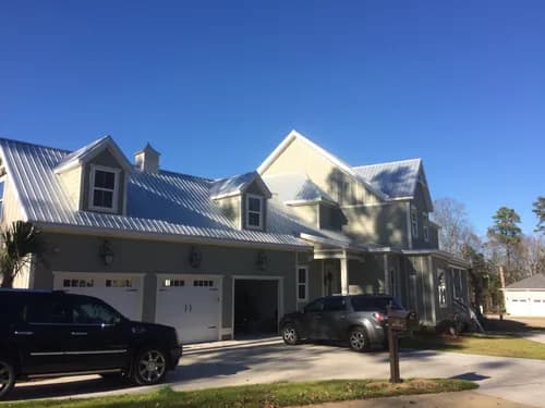 Stronghold Roofing - Photo 4