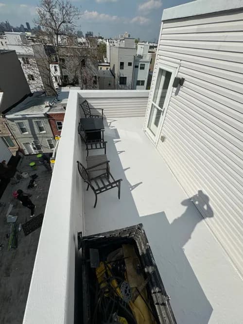 Supreme team Roofing - Photo 1