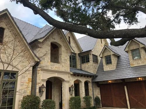 T Rock Roofing & Contracting