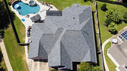Tellhaus Roofing LLC - Photo 1