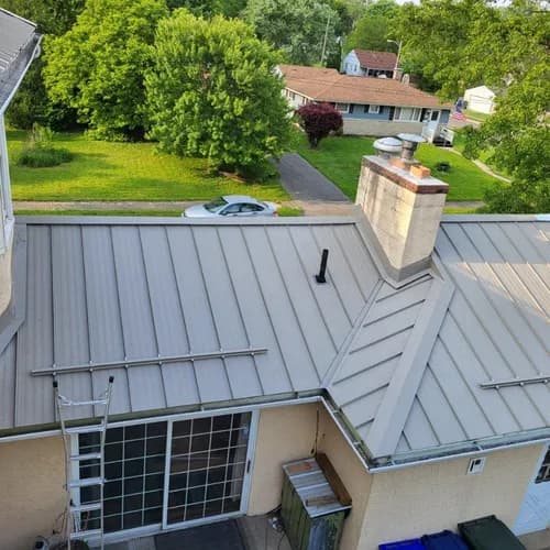 The Blackbelt Roofer - Photo 3