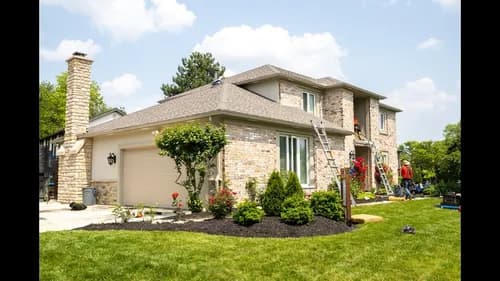 The Roof Detective - Photo 1