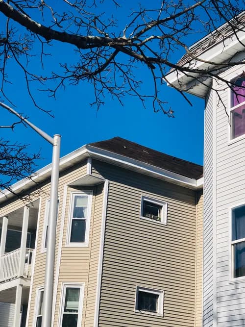 The Roof Guru - Photo 2