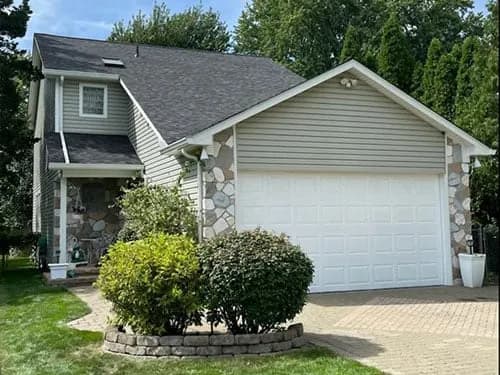 The Roof Resource - Photo 3