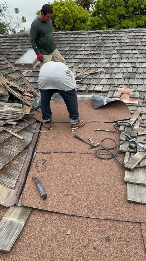 The Roofers Group - Photo 2