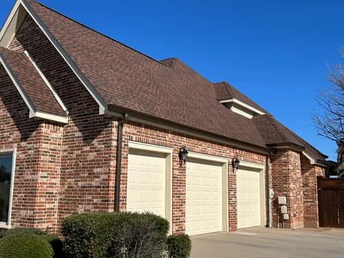 Thornton's Roofing Company - Photo 2