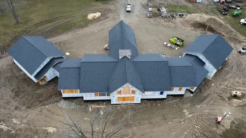 Thrifty Roofs - Photo 2