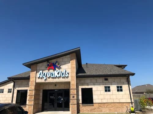 Top Hat Roofing - Photo 2