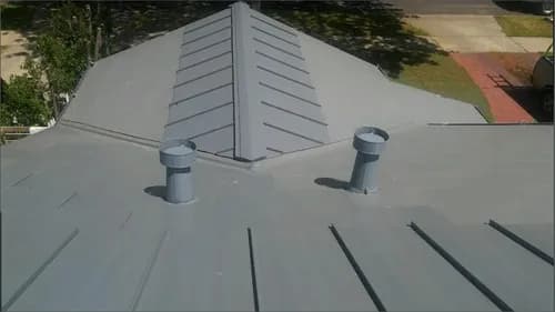 Top Hat Roofing - Photo 5
