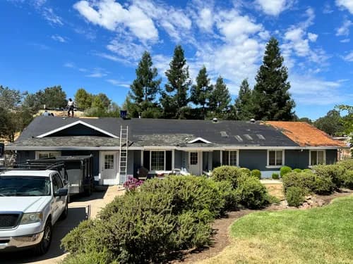 Topete's Roofing - Photo 2