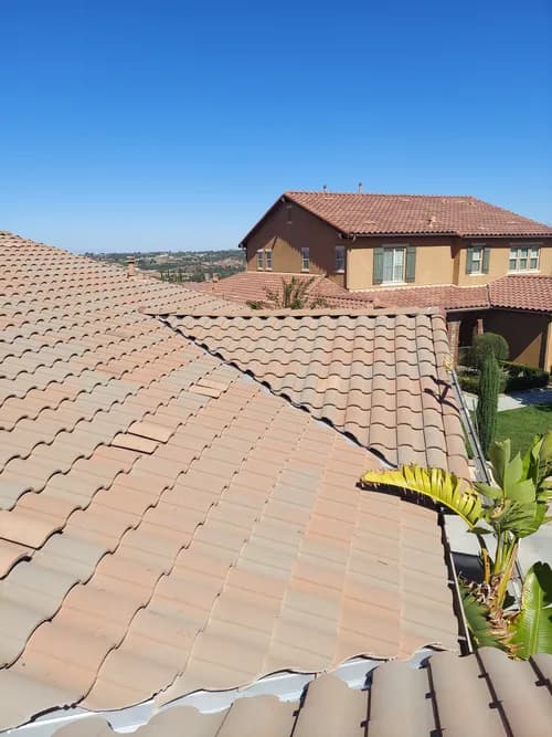 Universe Roofing, Inc. - Photo 5