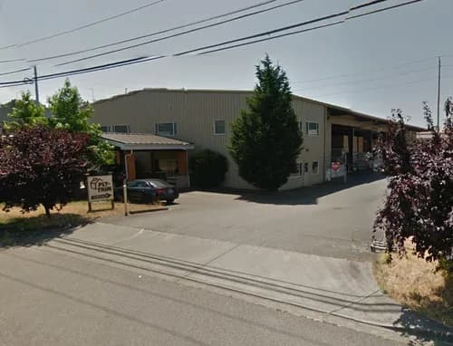 V & R Roofing - Photo 1