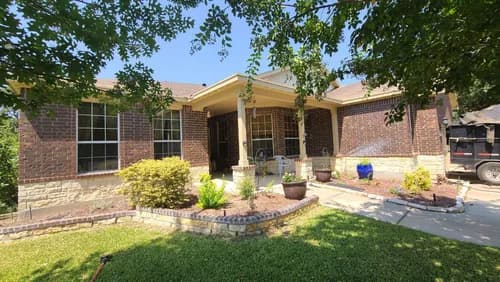 Valor Roofing & Restoration - Photo 1