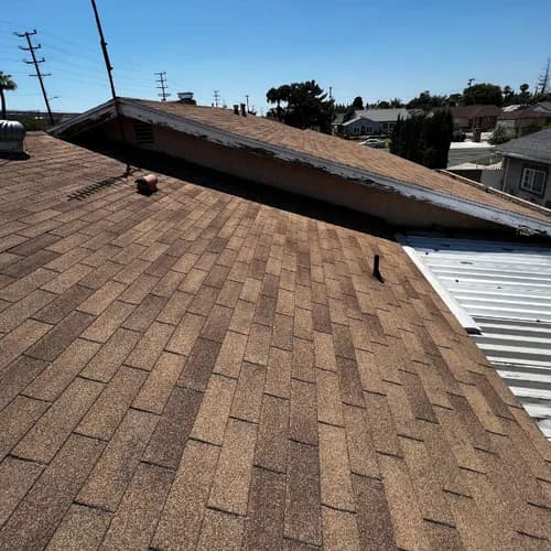 Van Nuys Top Roofing - Photo 2