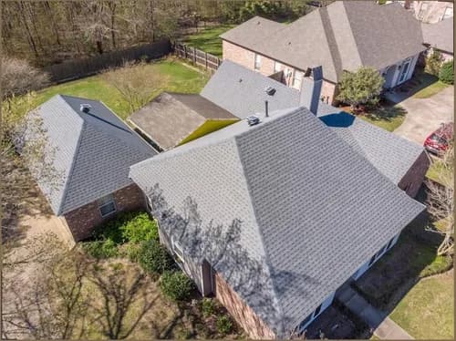 Vargas & Sons - Photo 3