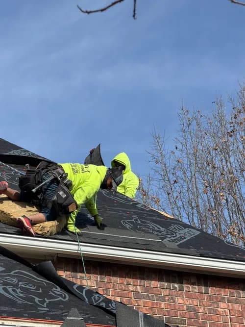 VH1 Roofing - Photo 2