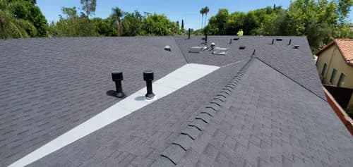 vibe roofing - Photo 1