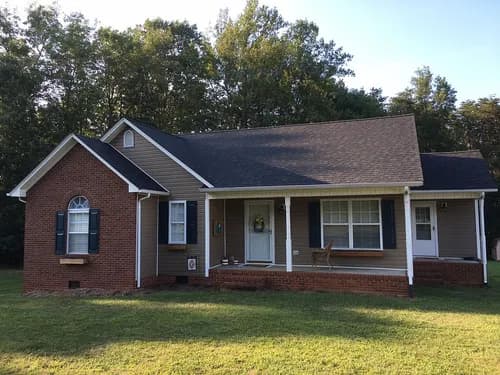 Village Roofs - Photo 3