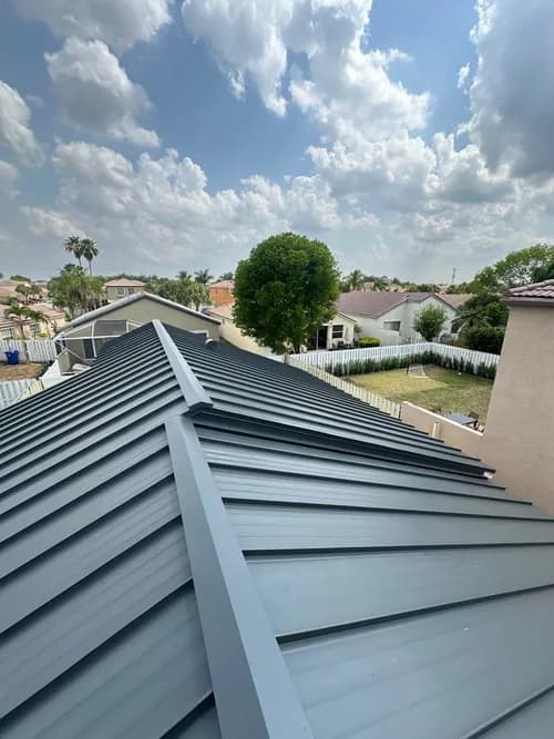 WSR Roofing & Construction - Photo 1