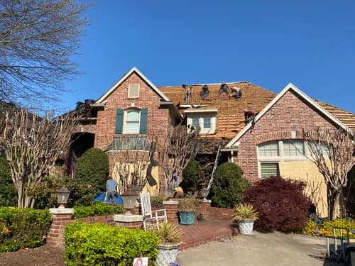 Yes Roofing & Construcción LLC