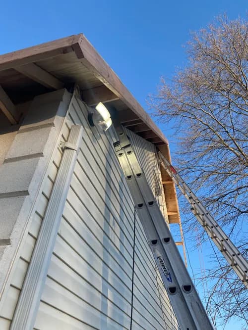 A1 Quality Roofing - Photo 3