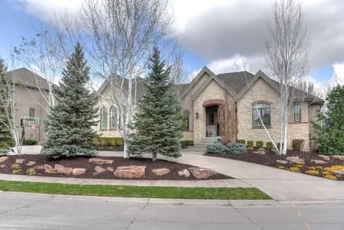 Above & Beyond Roofing - Photo 3