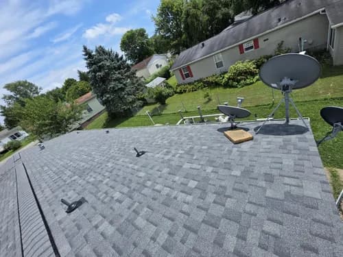 Above The Cut Restoration - Photo 2