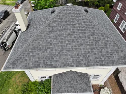 American Roofing & Dream Remodeling - Photo 1
