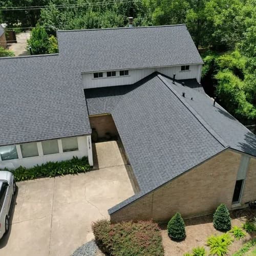 Amstill Roofing - Photo 2