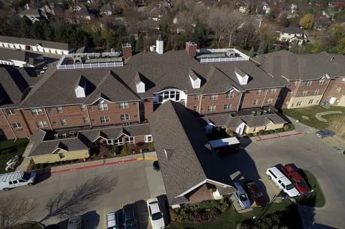 Apple Roofing - Photo 3