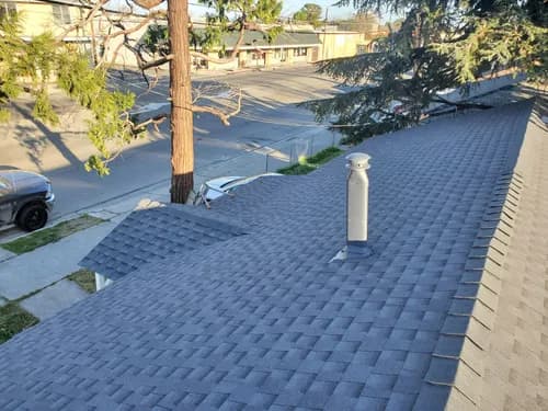 Baileys Roofing - Photo 2