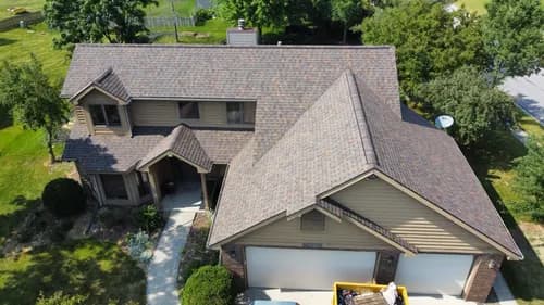 Big Dog Roofing - Photo 2