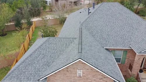 Blue Hammer Roofing - Photo 4