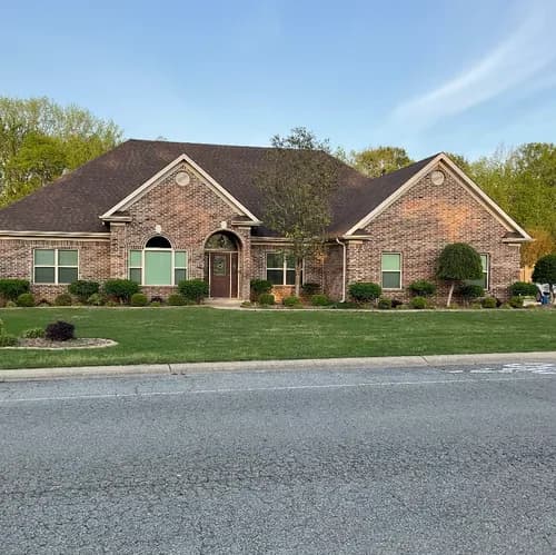 Born To Roof - Photo 2