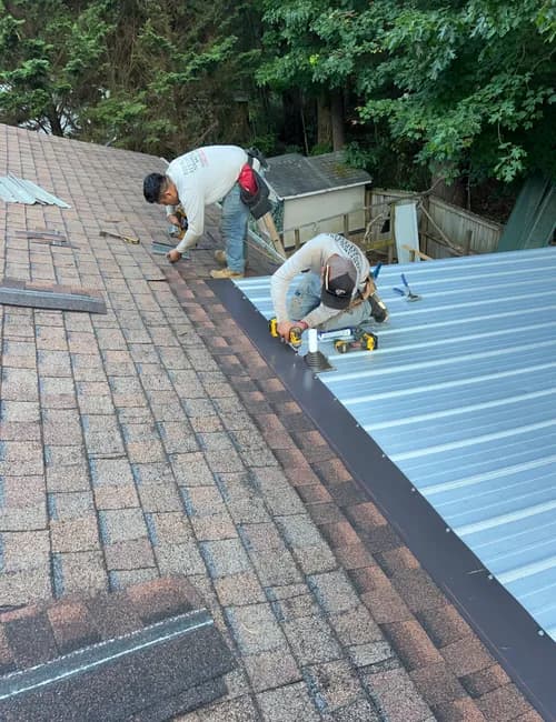 BRAVO'S ROOFING - Photo 1