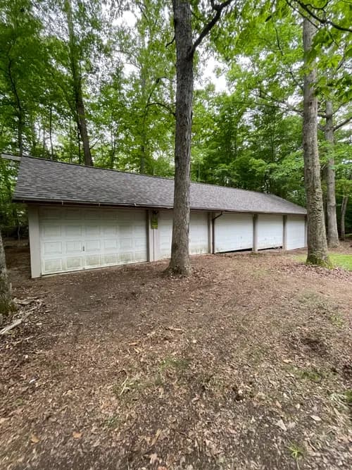 Brothers Leon Roofing Services - Photo 3