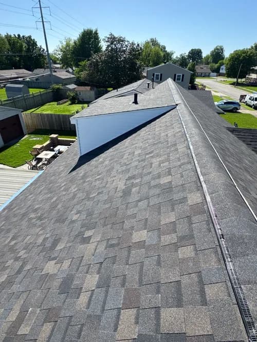 Built Wright Homes & Roofing Inc - Photo 3