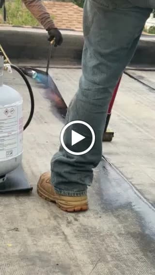 Buk Roofing - Photo 3