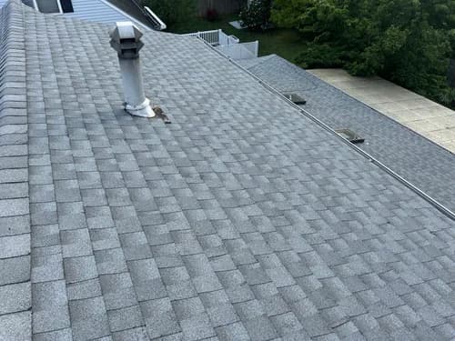 Capital Roofing & Gutters - Photo 5