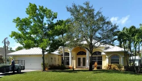 CM Solution Roofing Service - Photo 1