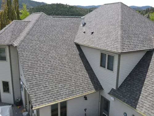 Complete Construction Roofing & Solar