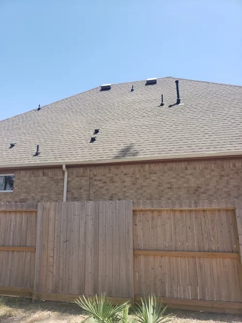 Construere Roofing & Restoration LLC - Photo 1