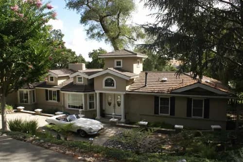 Cornell Roofing Co Inc - Photo 5