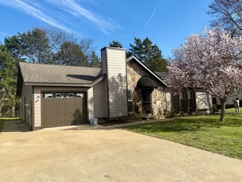 Craften Roofing & Exteriors - Photo 4