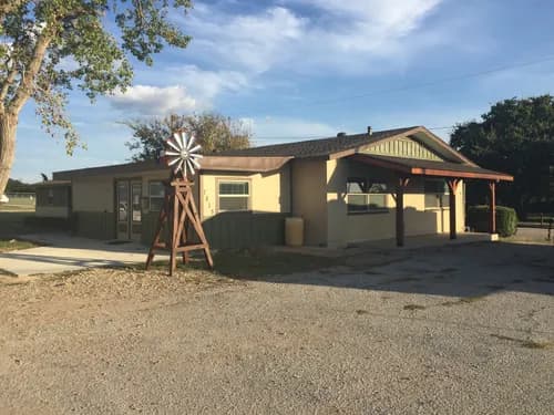 D. Bassett Roofing & Renovation