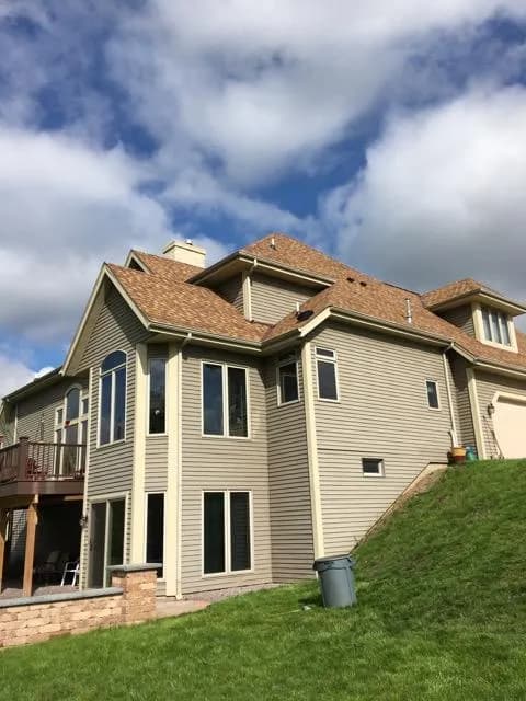 DIETSCHER ROOFING INC SINCE 1947 - Photo 2