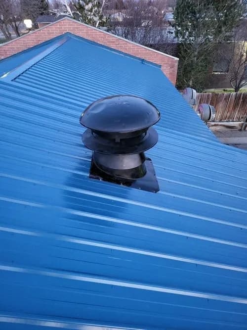 E & H Roofing - Photo 2