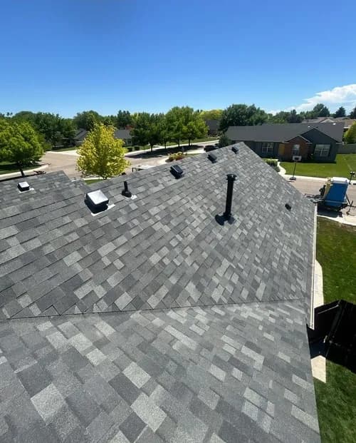 E & H Roofing - Photo 3