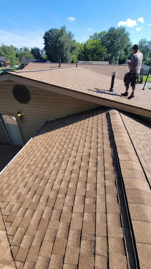 EagleView Roofing LLC