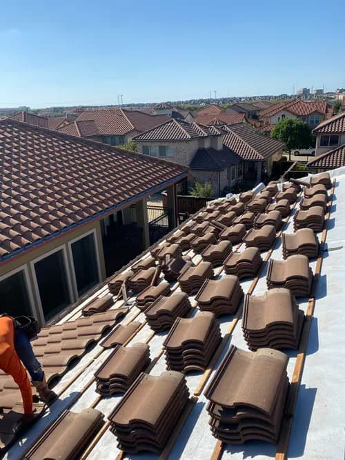 Elite Roofing & Solar LLC - Photo 3